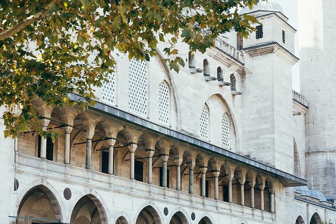 1 Istanbul Tour: Highlights, Street Food & Hidden Pearls - Blue Mosque: a historic stop that fits the flow