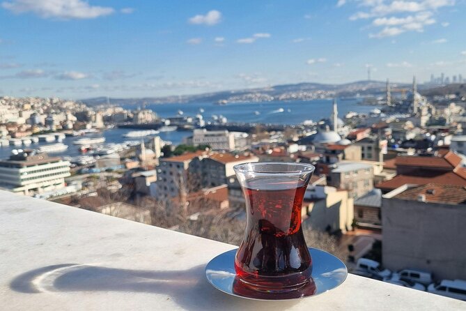 1 Perfect Day in Istanbul Private Guided Tour of the City’s Icons - Topkapı Palace: Courtyards, Imperial Rooms, and the Topkapı Dagger