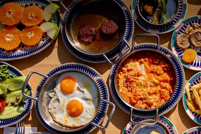 10 Tastings of Istanbul Foodie Tour - Guides Gamze and Erol: How the Tour Adds Context Without Slow Pace