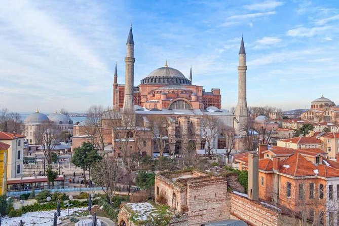 12 Days Maximum Turkey Package Tour - From Istanbul Airport to hotel: you start with an easy win
