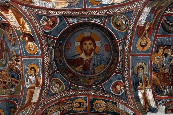 2 Day Cappadocia Highlights Tour : Green & Red Tour (Small Group) - Devrent Valley, Avanos pottery, Love Valley, and Uçhisar Castle