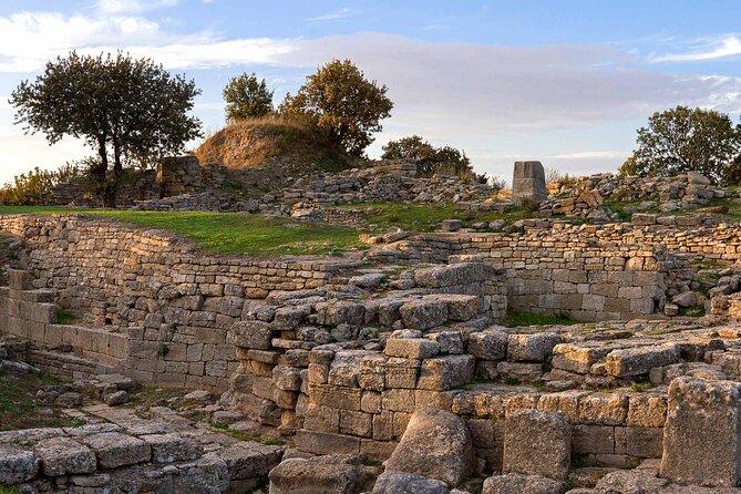 2-Day Gallipoli and Troy Tour from Istanbul and return - Gallipoli lunch and what’s included (and what isn’t)