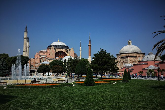 2-Day Private Istanbul: Old City + Food Tour (Tickets+Tastings) - Tophane tea or coffee, plus baklava tasting