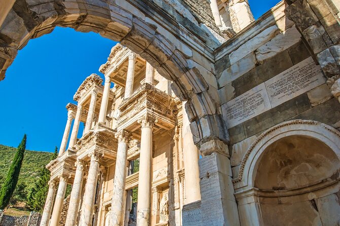 2-Day Private Istanbul to Ephesus Tour by Flight & Hotel - Day 1: Early transfer, Izmir guide, Ephesus on real-time