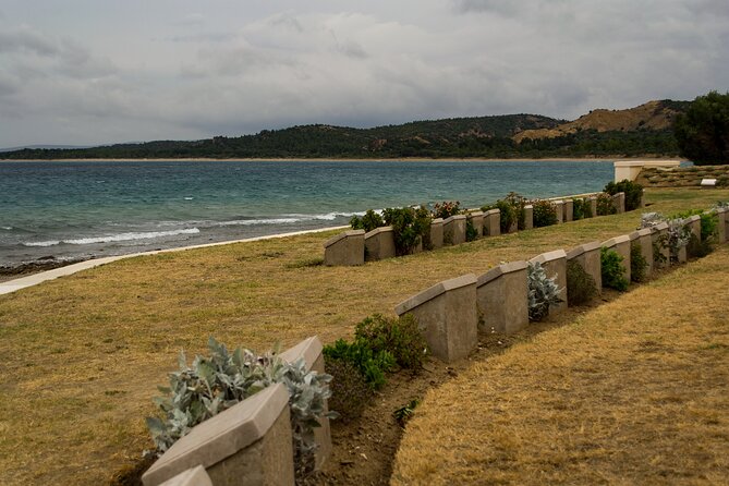 2 Days 1 night Gallipoli Troy Landing Beaches Tour From Istanbul - Troy in a morning: ancient walls, excavations, and big-site clarity