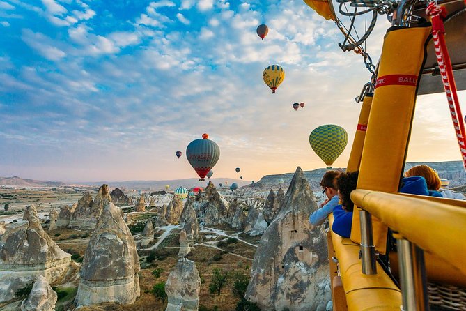 2 Days Cappadocia Tours From Istanbul by Plane - Day 1 Morning to Evening: Uçhisar, Zelve, Çavuşin, and Pasabag