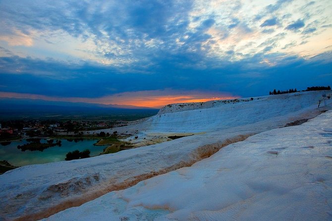 2 Days Ephesus and Pamukkale from Istanbul - Starting in Istanbul: pickup, flight, and the morning tempo
