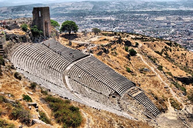 2-Days Gallipoli Troy Pergamon Acropolis Tour From Istanbul to Kusadasi - Overnight in Istanbul: reset time that makes the next day easier