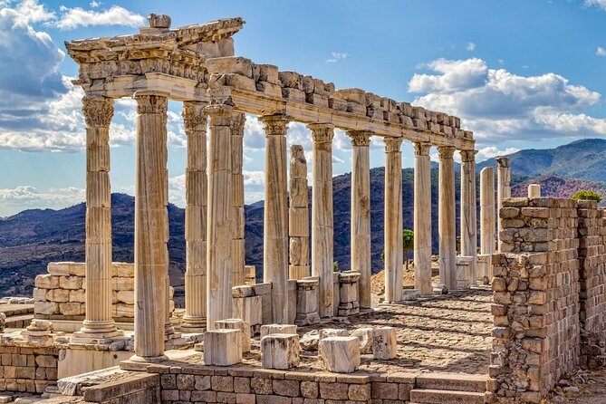 2-Days Gallipoli Troy Pergamon Acropolis Tour From Istanbul to Kusadasi - Pergamon Acropolis: a whole day of big ideas and precise ruins
