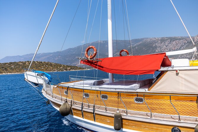2 Hours Sunset Tour from Kas - Captain Ergun and a small English-friendly group vibe
