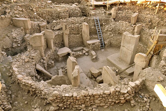 3 Day's Tour to Nemrut Mountain and Gobeklitepe - Sanlıurfa: prophets, bazaar wandering, and optional Sıra Gecesi