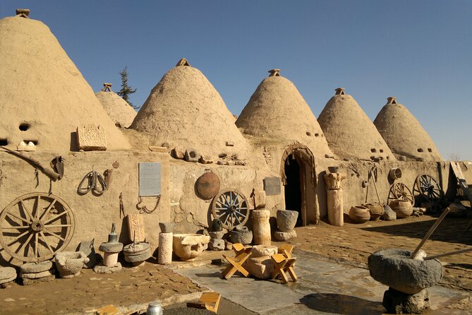 3 Day's Tour to Nemrut Mountain and Gobeklitepe - Nemrut Dağı sunrise: the walk, the statues, and the timing