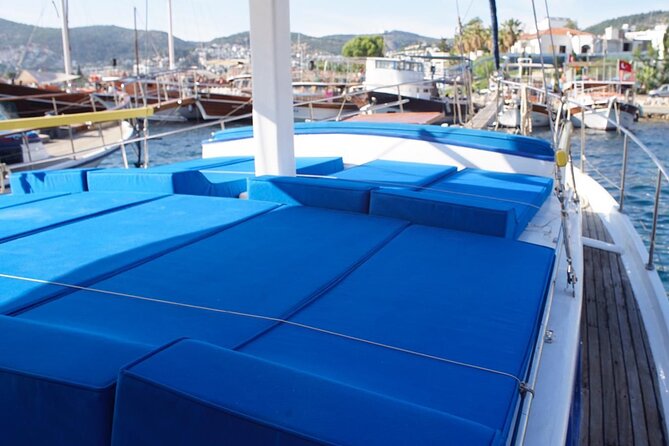 3-Hour Private Sunset Boat Tour With Dinner in Bodrum - The private-boat vibe: comfort, crew, and photo time
