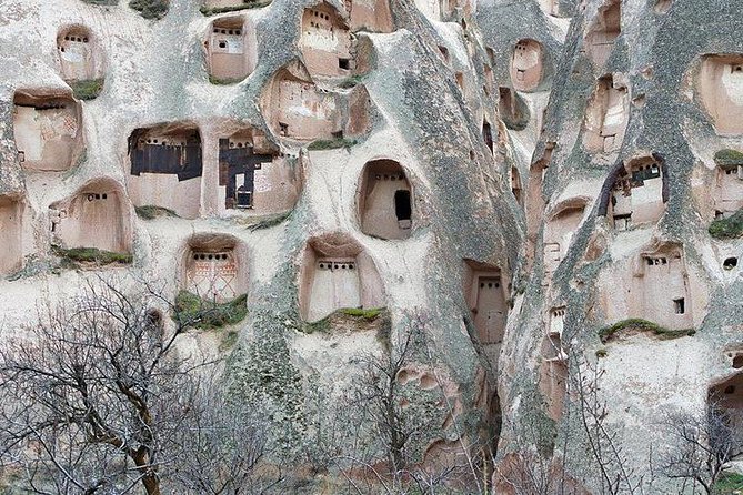 4 Days Turkey Cultural Tour - Cappadocia Ephesus and Pamukkale - Day 3 at Pamukkale Natural Park: White Terraces and the One Rule Everyone Should Follow