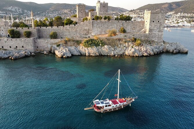 6 Hour Private Shore Excursion To Bodrum with Lunch Included - Private tour comfort: lounge space and a crew that can adjust