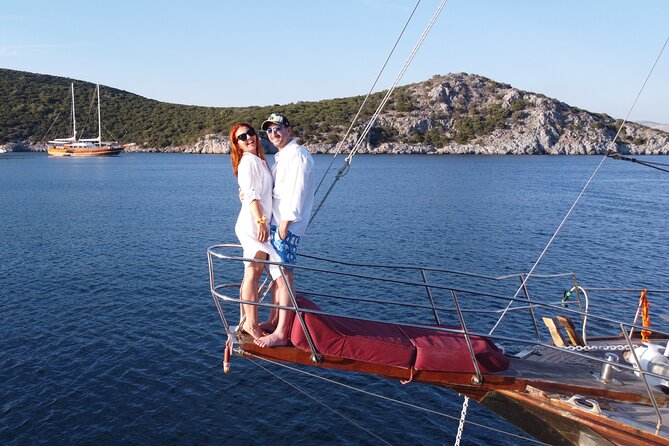 6 Hours Private Charter Boat Tour with Lunch in Bodrum - A private 6-hour boat day that feels like your own coastline