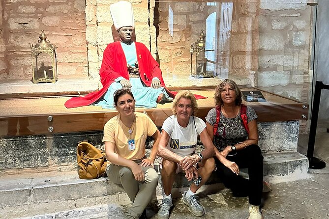 8 hours Private Istanbul Tour with English Speaking Guide - Hagia Sophia at a Sprint: What You Get Without Tickets