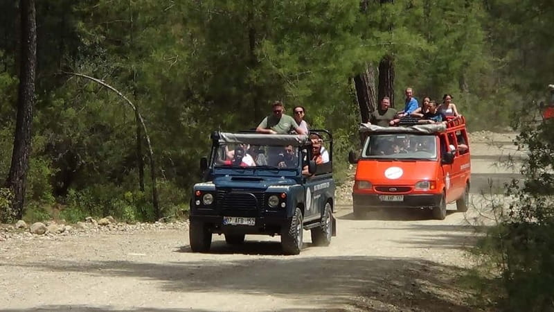 A Journey of Scenic Views, Culture and Entertainment - Starting Smoothly: Pickup Timing and Base Camp Setup
