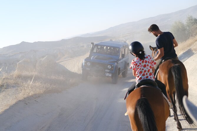 Adventure in Cappadocia Horse Riding Sunset ,Daytime - Sunset timing in Göreme: why the light matters on horseback