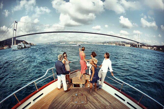 Afternoon Bosphorus Cruise Along the Shore - Getting Oriented: Meet-Up, Ride to the Pier, and What “Public Boat” Means