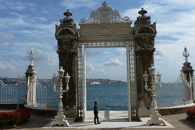 Afternoon Bosphorus Cruise Along the Shore - Tarabya and the Yalı Shore: Summer Houses, Consulates, and Ottoman Echoes