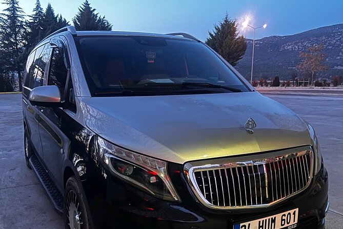 Airport Transfer - The Ride: AC Comfort, Drinks, and How Long It Takes