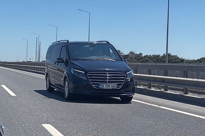Airport Transfer Hotel Transfer Istanbul Transfer - Driver Performance: The Smooth Ride and the Red-Flag Stories