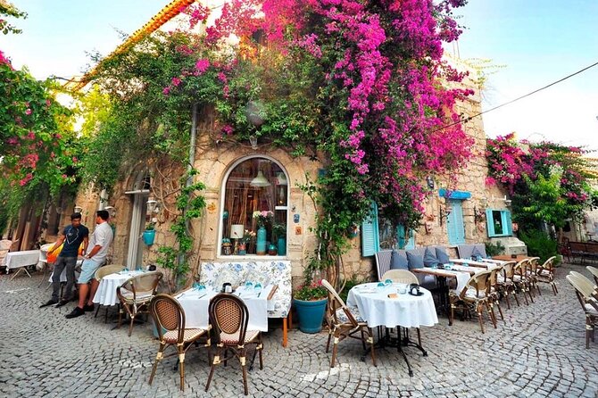 Alaçatı & Çeşme Chill Tour: Vibes, Streets & Snapshots - Key highlights at a glance