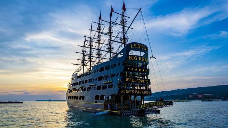 Alanya: All Inclusive Sunset Cruise on a Luxury Boat - Buffet value: eating well without leaving the party