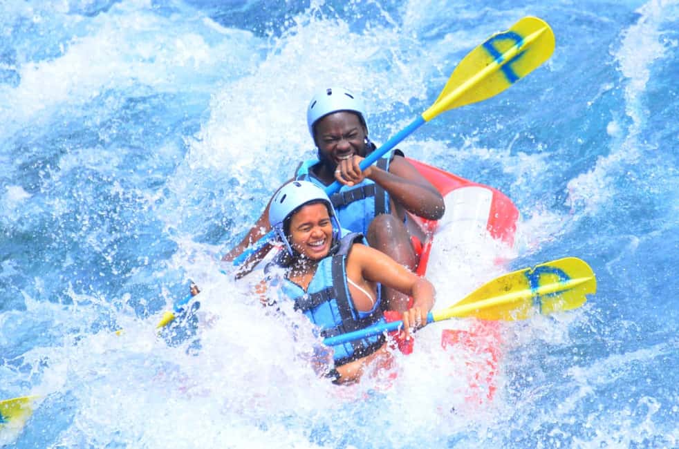 Alanya/Antalya: Buggy, Jeep, Rafting, & Zipline Tour + lunch - Lunch by the River: What’s Included, What Isn’t, and What to Wear