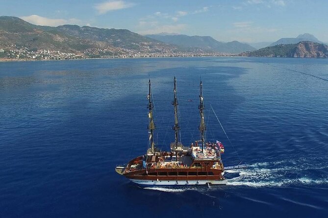 Alanya Catamaran Boat Tour with Lunch, Soft Drinks & Transfer - Hotel pickup from Alanya: timing and comfort