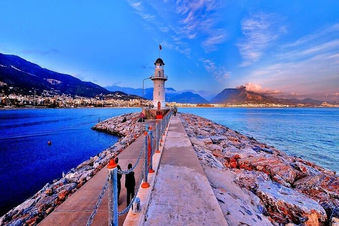 Alanya City by Bus with Boat Ride - Teleferik Cable Car to Alanya Castle: fast elevation with instant payoff