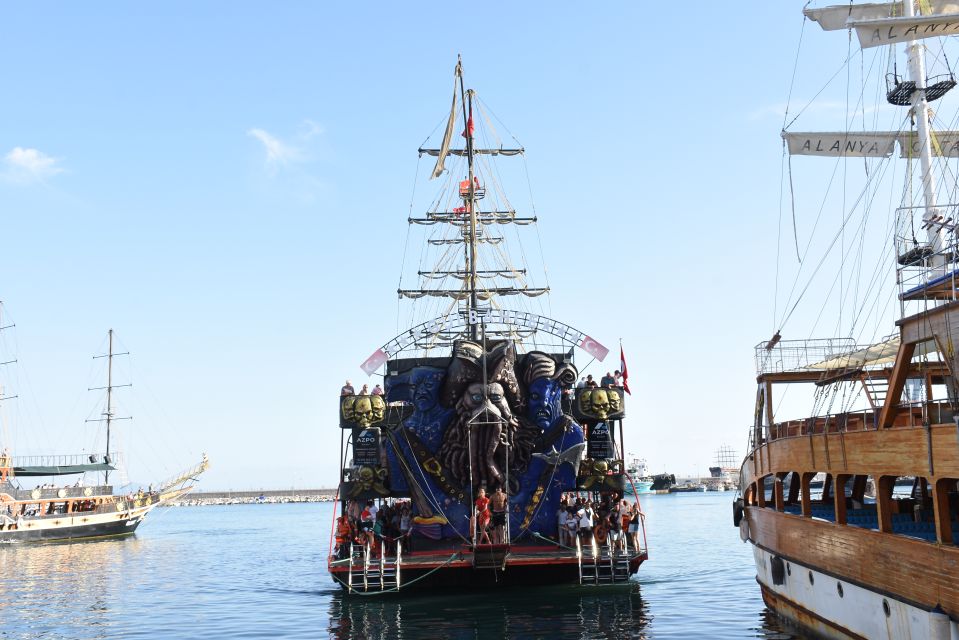 Alanya City Tour from city of Side Whit Lunch - The Alanya Harbour boat tour: views that come with motion