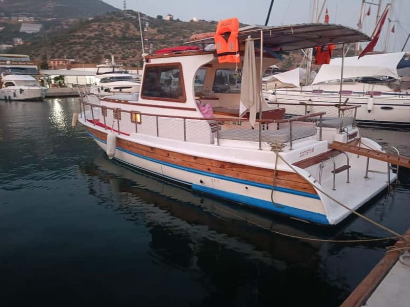 Alanya: Fishing Tour with Lunch and Hotel Transfers - A 5-hour Alanya fishing day with pickup, private boats, and lunch