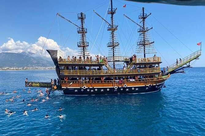 Alanya Grand Pirate Boat Tour with Lunch, Soft Drinks & Transfer - Alanya Kalesi Coast: Swimming Stops and Castle Views