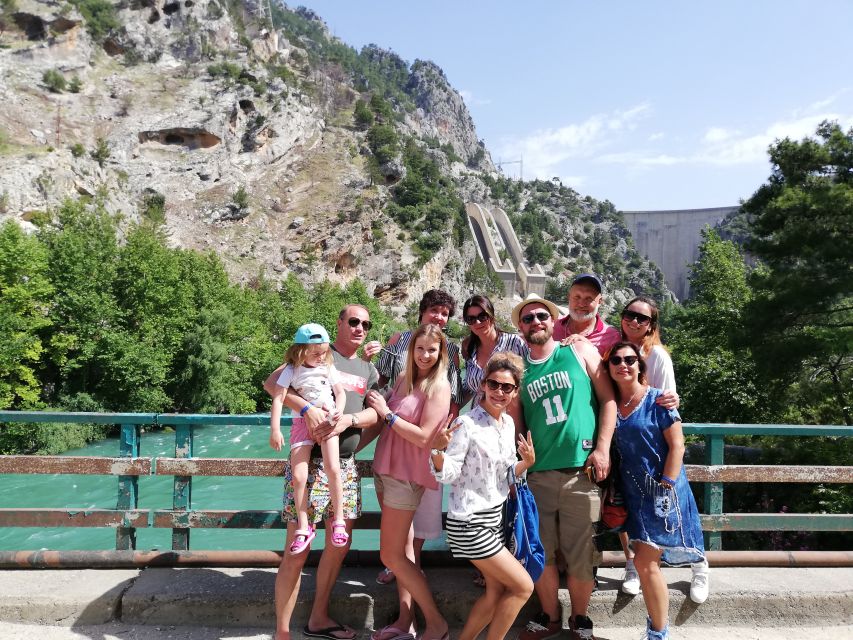Alanya: Green Canyon Boat Trip With Lunch and Drinks - Lunch near the water: traditional food, short walk, and a key caution