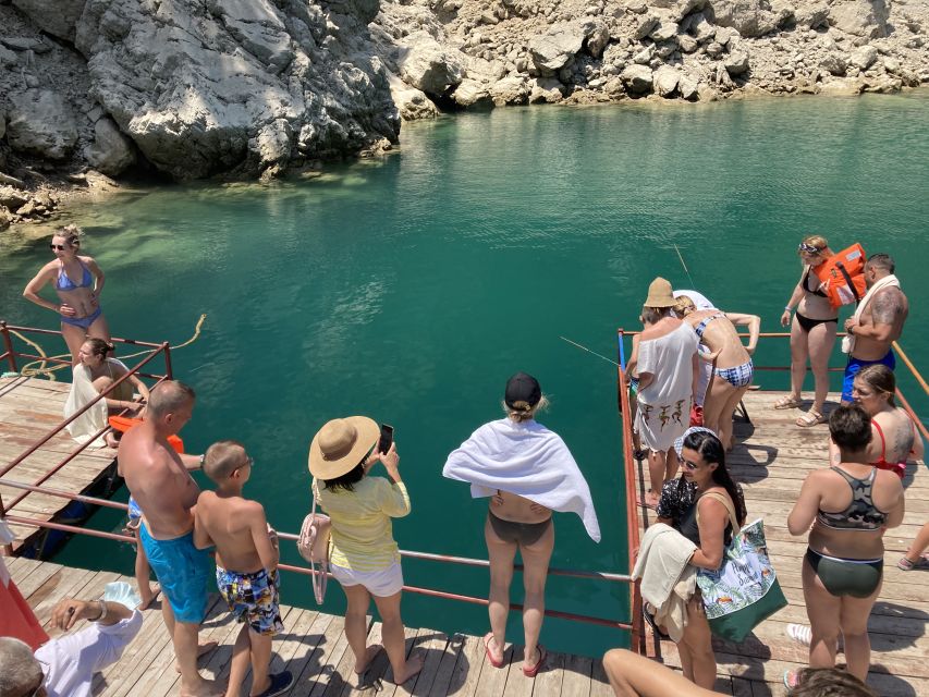Alanya: Green Canyon Boat Trip With Lunch and Drinks - Boarding in the Green Canyon: what you’re really paying for