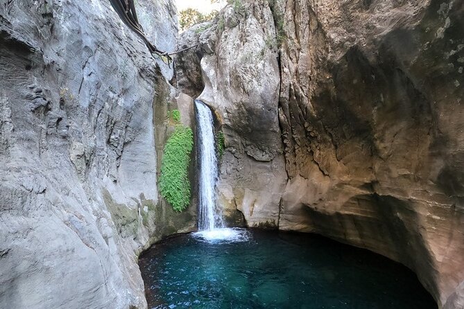 Alanya Jeep Safari Tour to Sapadere Canyon w/ Lunch - Stop 2 Dwarf Cave (Cüceler Mağarası): Quick Underground Wonder