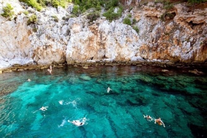 Alanya Pirate Boat Trip with Lunch & Free Soft Drinks - Kleopatra Plajı: white sand, snorkel chances, and deck-jump fun