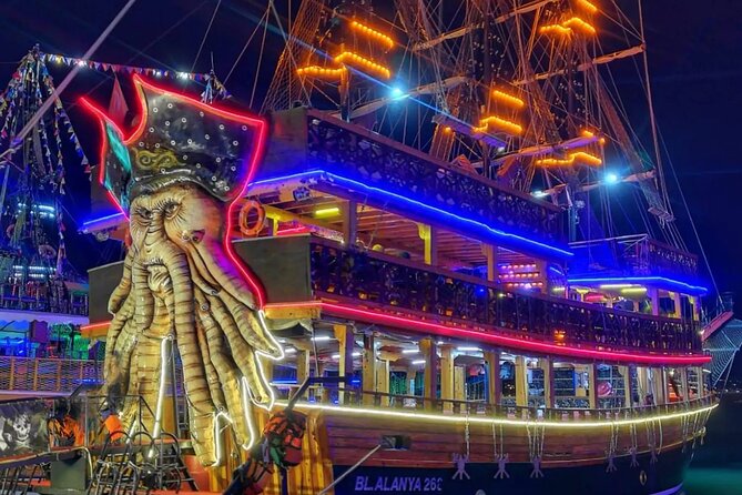 Alanya Pirate Boat Trip with Lunch & Free Soft Drinks - New Harbor lunch: yachts, a simple buffet, and staying fueled
