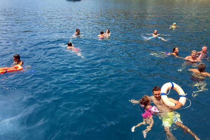 Alanya Pirate Boat Trip With Unlimited Drinks & Lunch - Swim Stops and Sea Views: How to Get the Most from the Water Time
