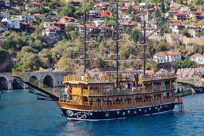 Alanya Pirate Boat Trip With Unlimited Drinks & Lunch - Transfers and Timing: How to Reduce Heat Stress and Confusion
