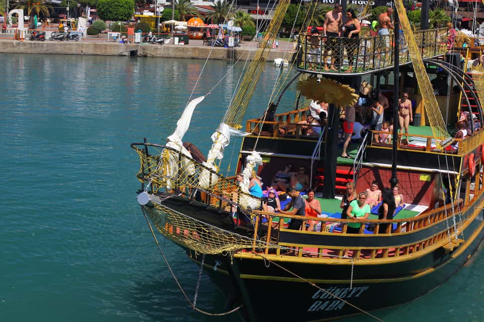 Alanya: Pirate Boat with Foam Party incl. Lunch & Drinks - Value check: is $17 really a good deal?