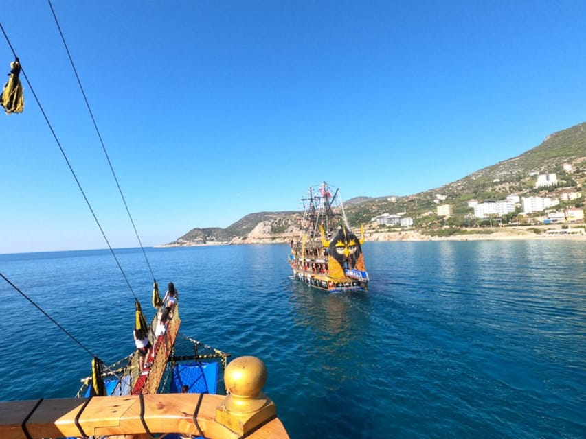 Alanya: Pirates Boat Trip with Lunch and Hotel Pickup - Lunch, Soft Drinks, Foam Party, and Crew Energy
