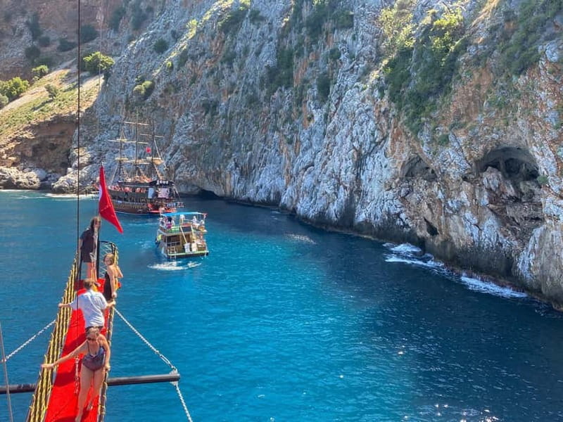 Alanya Relax Boat Tour with Caretta and Dolphin View - Swim breaks and quiet deck time: what to expect in real life