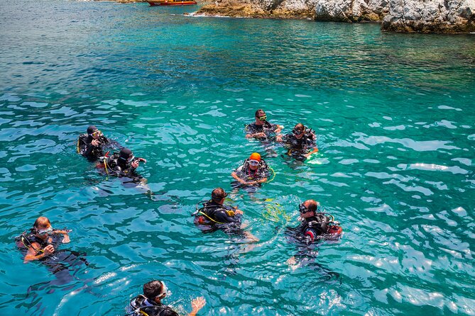 Alanya Scuba Diving with Hotel Transfer incl. Lunch - Boat Comfort and the Waiting-Time Reality