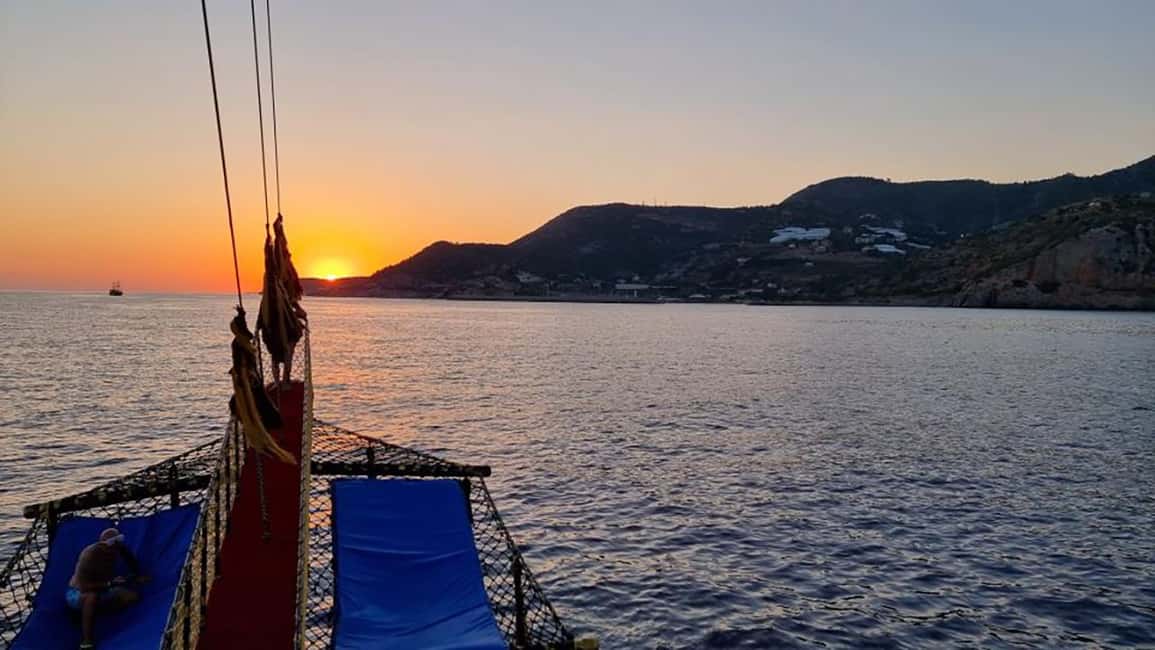 Alanya: Sunset Cruise with Dinner and Foam Party - Price and Value: What $29 Buys You (and What You Pay Extra)