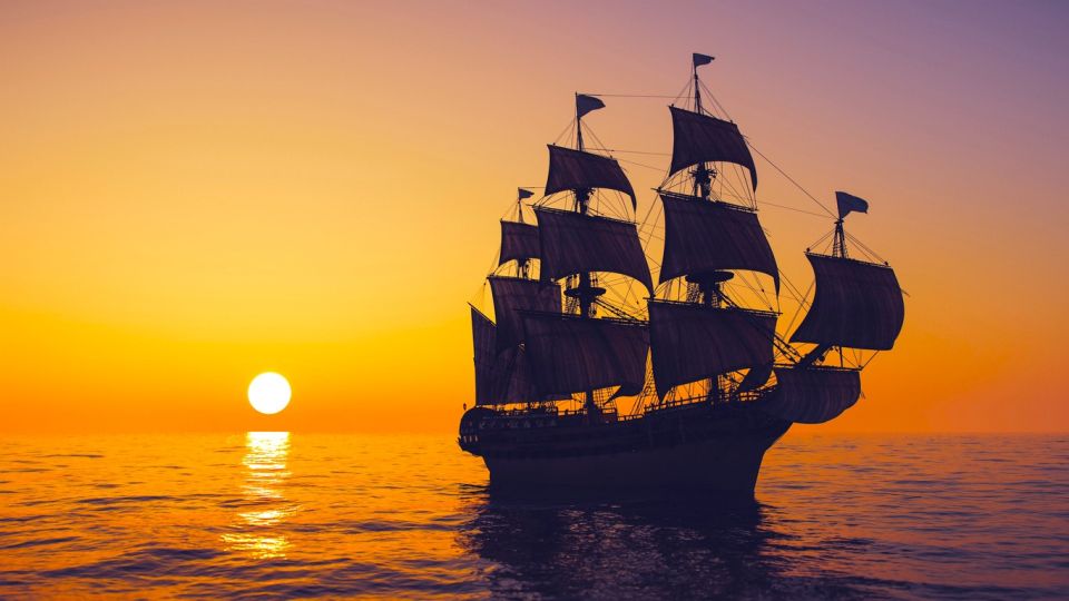 Alanya: Sunset Cruise with Dinner - Boarding Alanya Harbor: your first big views