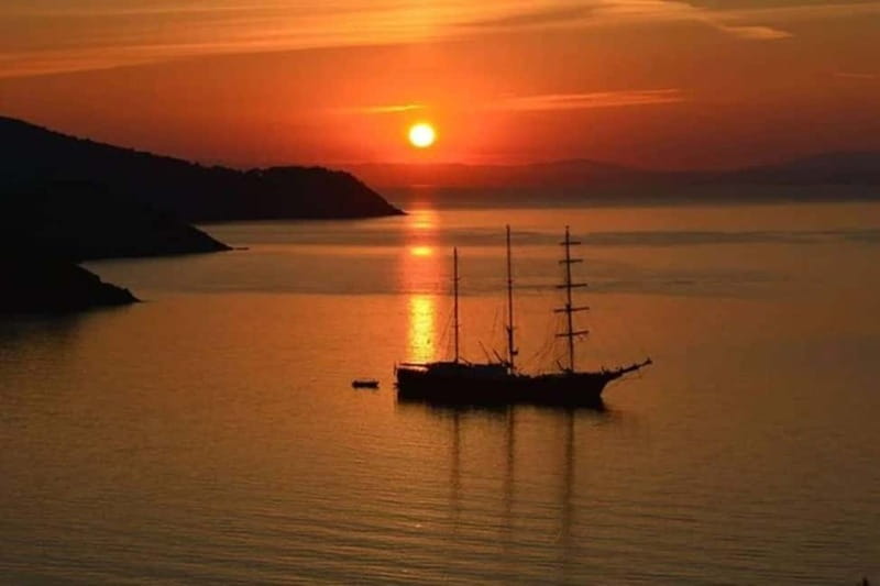 Alanya: Sunset Party Boat w/ Dinner & Unlimited Drinks - Key Things To Know Before You Go