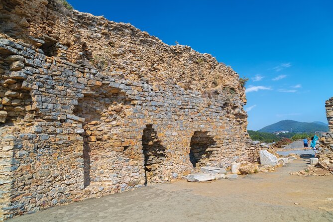 Alanya: Syedra Iotape Lie Cave and Antiochia Cragum Tour - Gazipaşa and Selinus Beach: a quieter Turkish Riviera moment